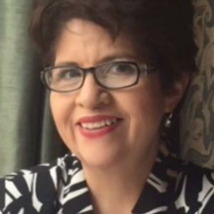 Meet your Posher, Gloria